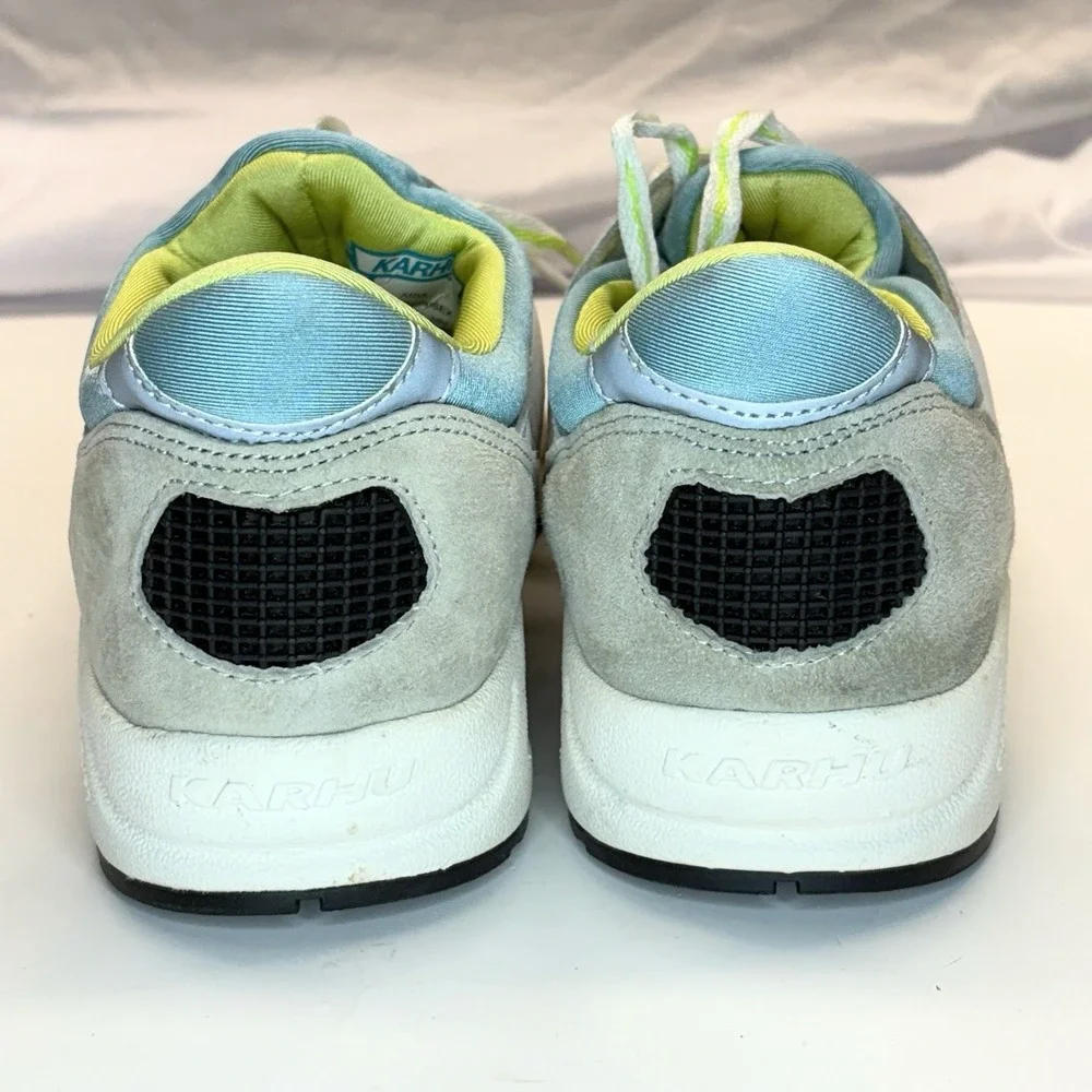 Karhu Aria Suede Athletic Sneakers Men's 6 Women's 8.5 Catcher of the Day